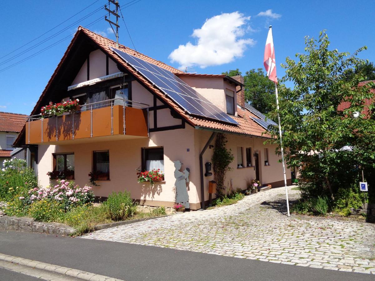 Ferienwohnung Loeber Eußenheim Exteriör bild